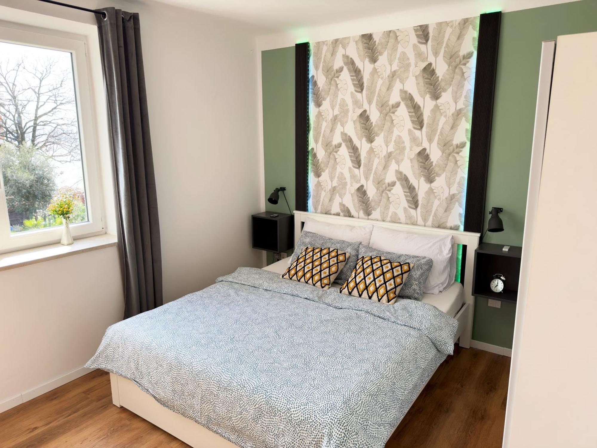 Apartment Cute In Near With Parking *